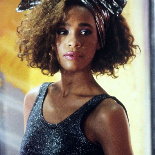 cabelo anos 80 feminino