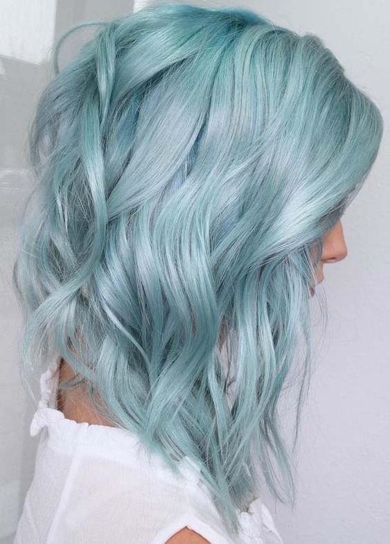 cabelo azul pastel