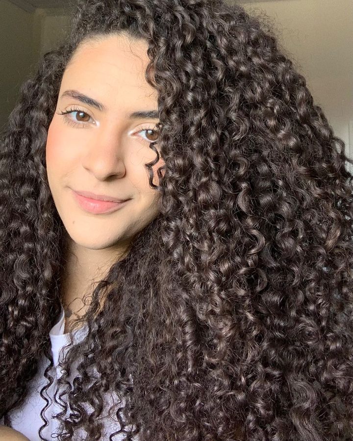 finalização para volume cabelo cacheado