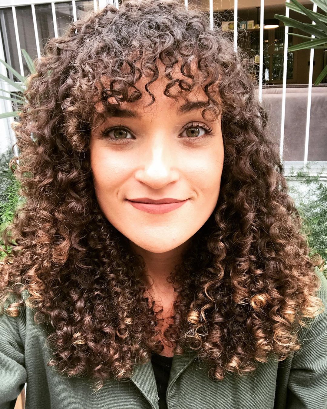 cabelo cacheado franja