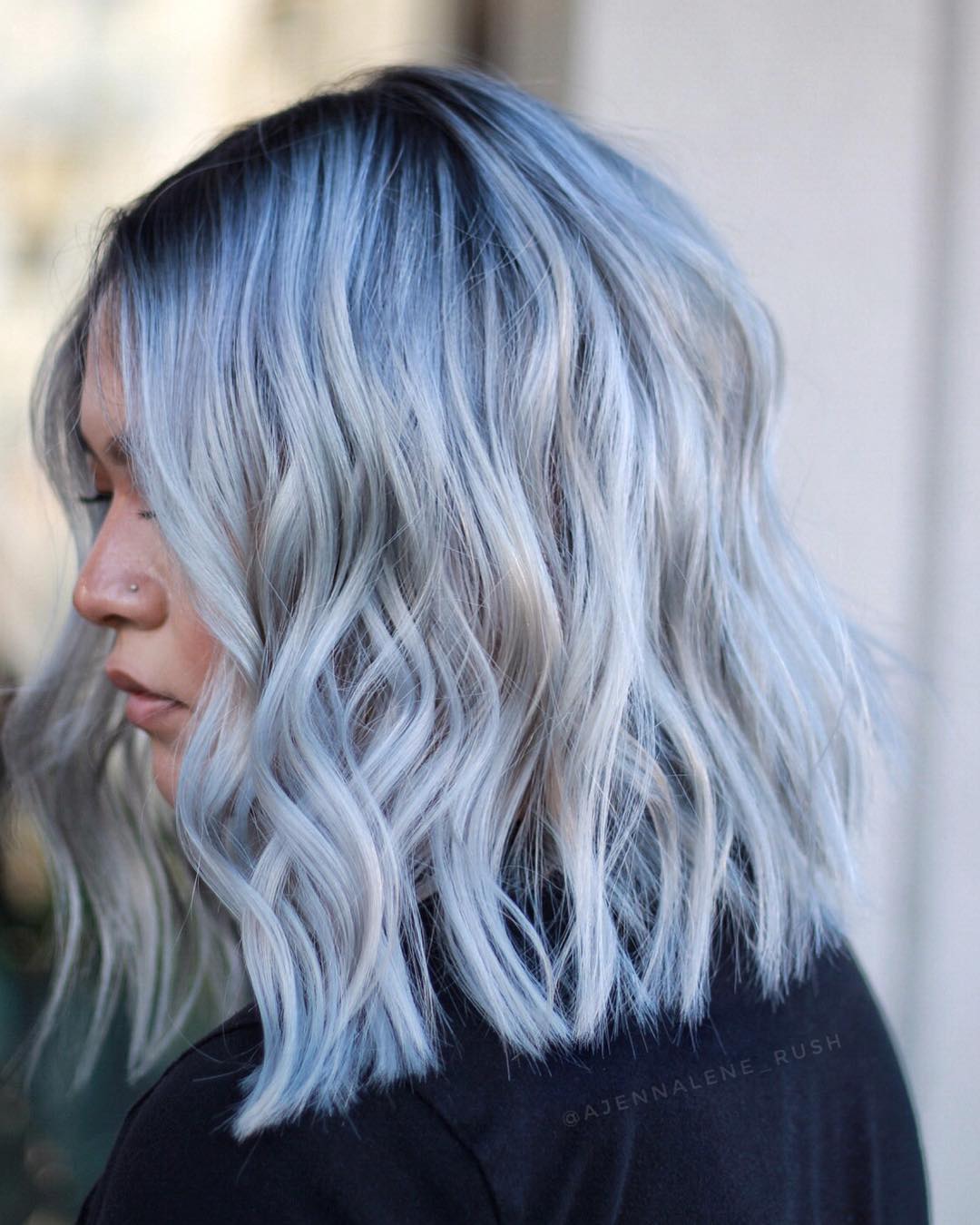 Cabelo Cinza: Os Segredos para Manter a Cor e Evitar o Amarelamento