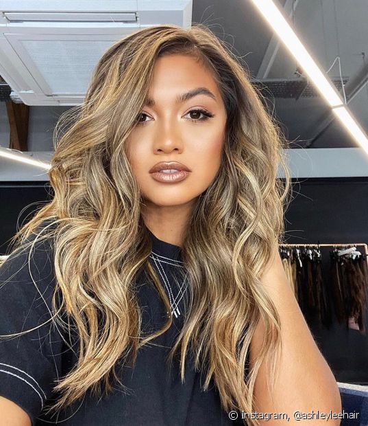 cabelo cor mel dourado