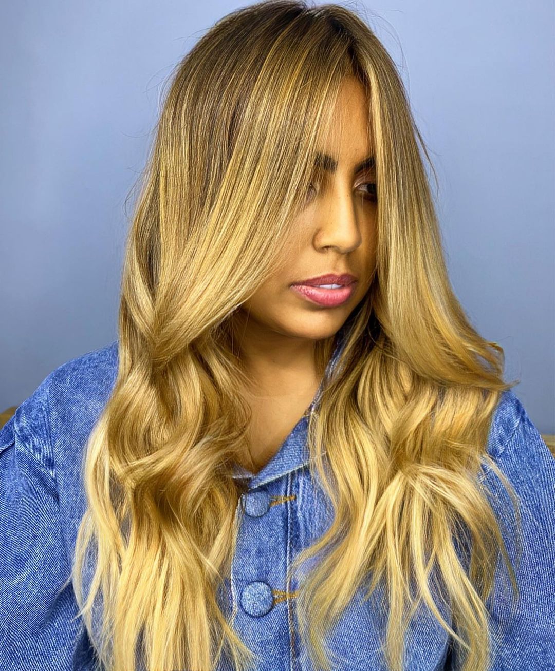 inspiração cabelo mel dourado para pele clara