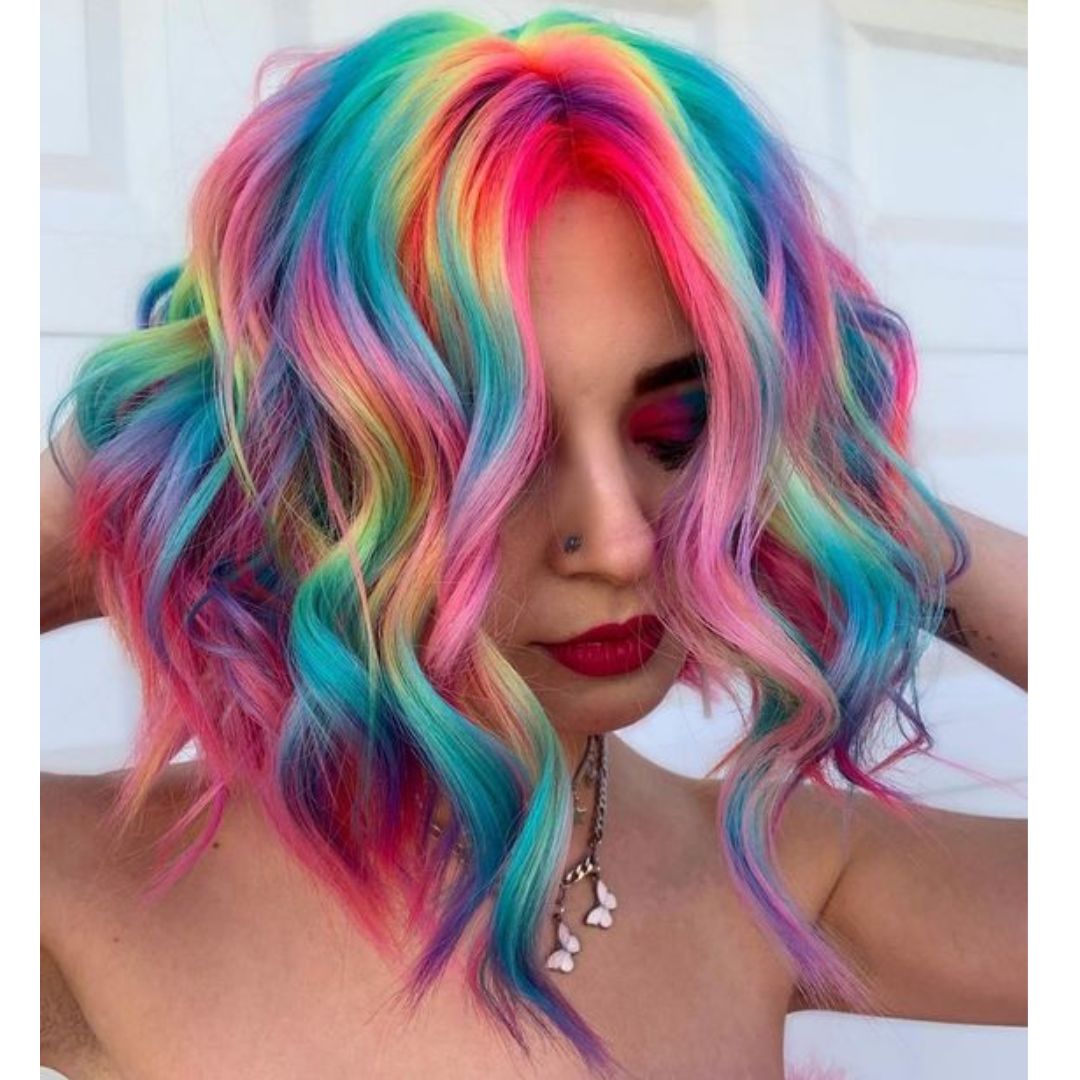 Inspirações de Cores Pastel e Degradê para Cabelos Curtos: Do Delicado ao Cósmico