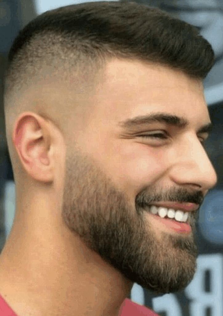 5 ideias de títulos para posts satélites:
1. Cabelo Curto Masculino: Os Cortes Que Combinam Perfeitamente com Barba
2. Barba Italiana: Como Usar com Cabelo Curto para um Look Sofisticado
3. Buzz Cut e Barba Cheia: O Guia Definitivo para um Visual Moderno
4. Visagismo para Homens: Encontrando o Corte de Cabelo e Barba Ideais para Seu Rosto
5. Manutenção da Barba: Dicas Essenciais para um Visual Sempre Alinhado