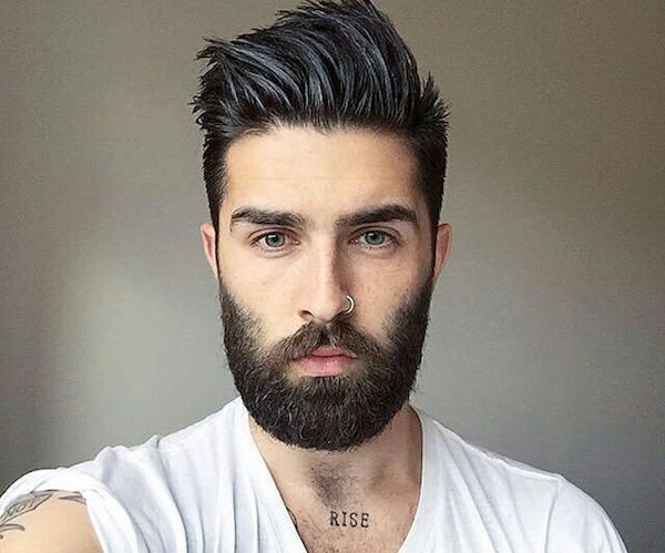 5 ideias de títulos para posts satélites:
1. Cabelo Curto Masculino: Os Cortes Que Combinam Perfeitamente com Barba
2. Barba Italiana: Como Usar com Cabelo Curto para um Look Sofisticado
3. Buzz Cut e Barba Cheia: O Guia Definitivo para um Visual Moderno
4. Visagismo para Homens: Encontrando o Corte de Cabelo e Barba Ideais para Seu Rosto
5. Manutenção da Barba: Dicas Essenciais para um Visual Sempre Alinhado