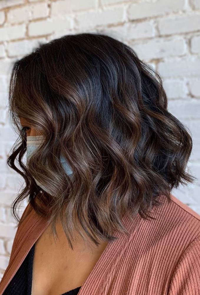tendências luzes cabelo curto