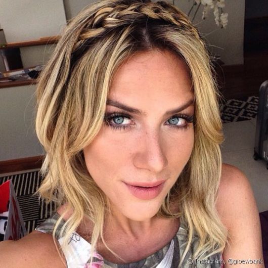 Cabelo Pixie com Tiara: Dicas para Escolher o Acessório Perfeito