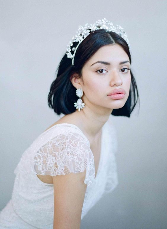 Tiara Turbante: Como Usar em Cabelos Curtos e Criar um Look Despojado