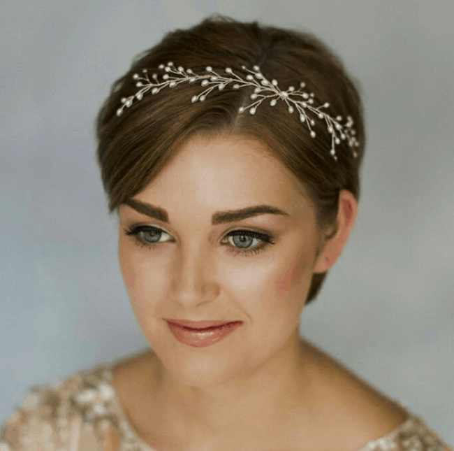 Cabelo Pixie com Tiara: Dicas para Escolher o Acessório Perfeito