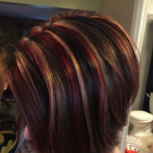 inspiração de cabelo curto marsala para diferentes estilos