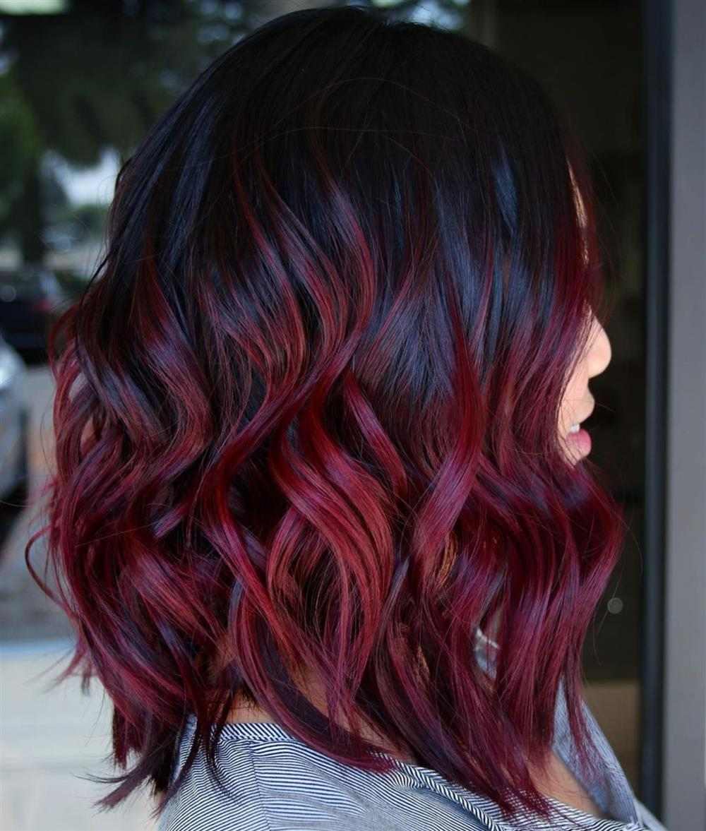 erros comuns ao pintar o cabelo de marsala curto