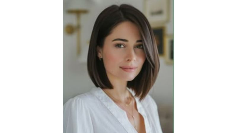 cabelo curto no ombro feminino