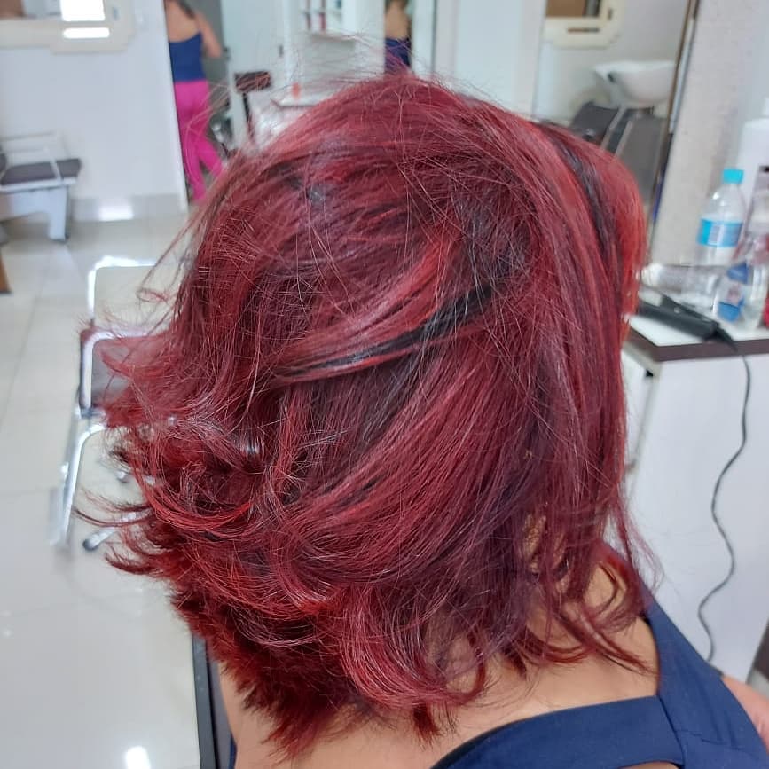 Guia Completo de Cuidados para Cabelos Vermelhos Repicados