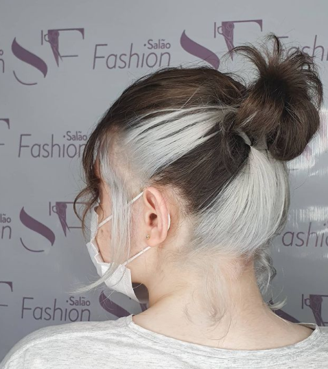 erros comuns ao descolorir cabelo na nuca