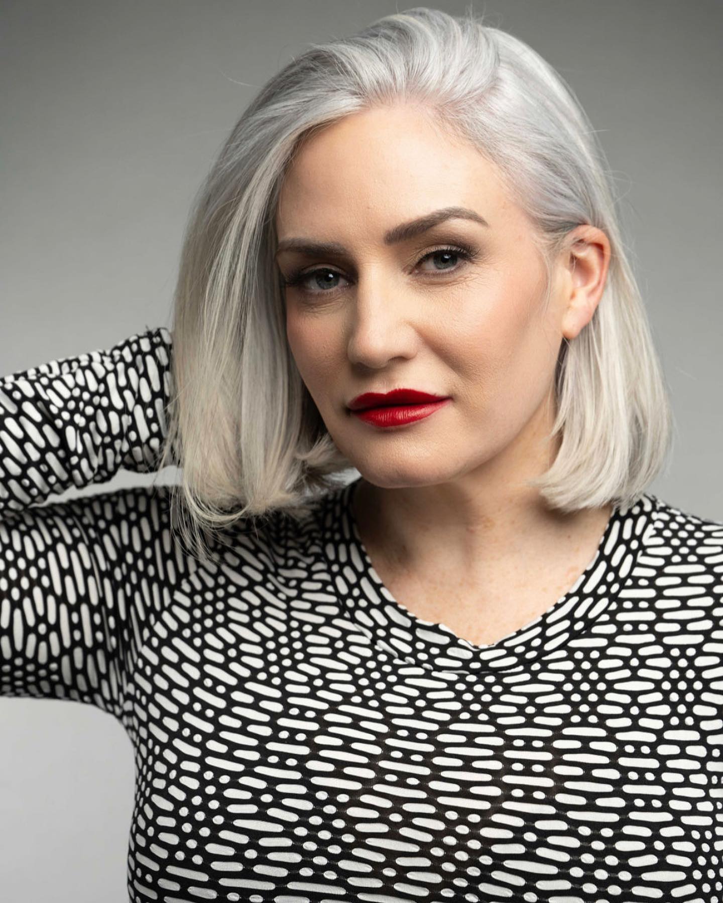 1. Cortes Modernos para Cabelos Brancos: Inspire-se!
2. Guia Completo de Cuidados para Cabelos Grisalhos
3. Transição Capilar para o Branco: Dicas e Técnicas
4. Como Evitar o Amarelamento dos Fios Brancos
5. A Beleza e a Liberdade de Assumir o Cabelo Branco