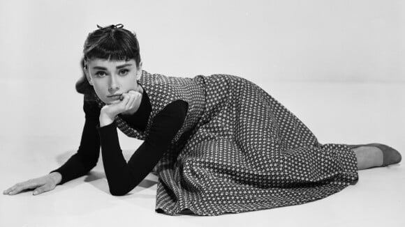 Acessórios de Cabelo Anos 60: Tiaras