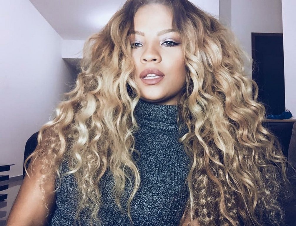 cabelo feminino mega hair