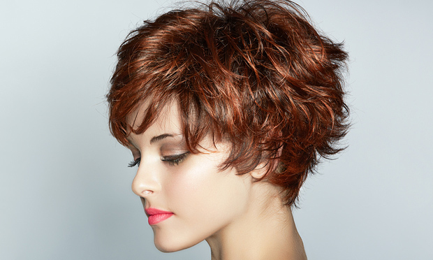 Guia Completo do Pixie Cut: Como Adotar o Joãozinho Moderno com Nuca Batida