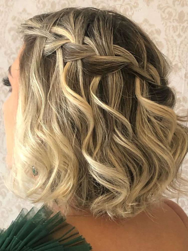 Casamento de Dia vs. Casamento à Noite: Qual Penteado Escolher?