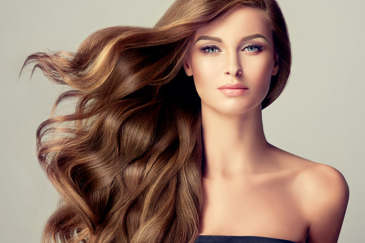 Cortes de Cabelo que Rejuvenescem: Opções para Fios Soltos