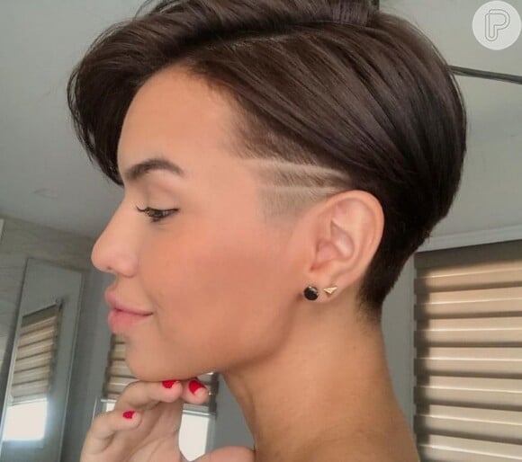 Inspirações de Undercut com Desenhos: Hair Tattoo para Cabelos Femininos