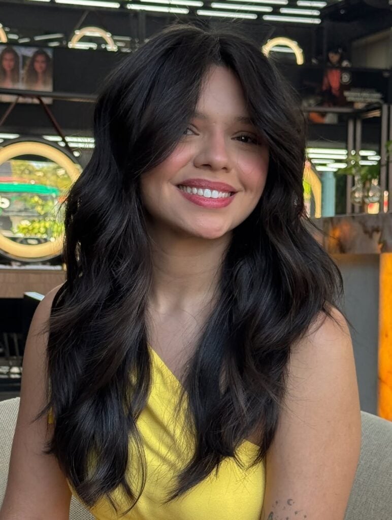 Colorações para o Verão 2026: Do Preto Mate ao Surf Blond