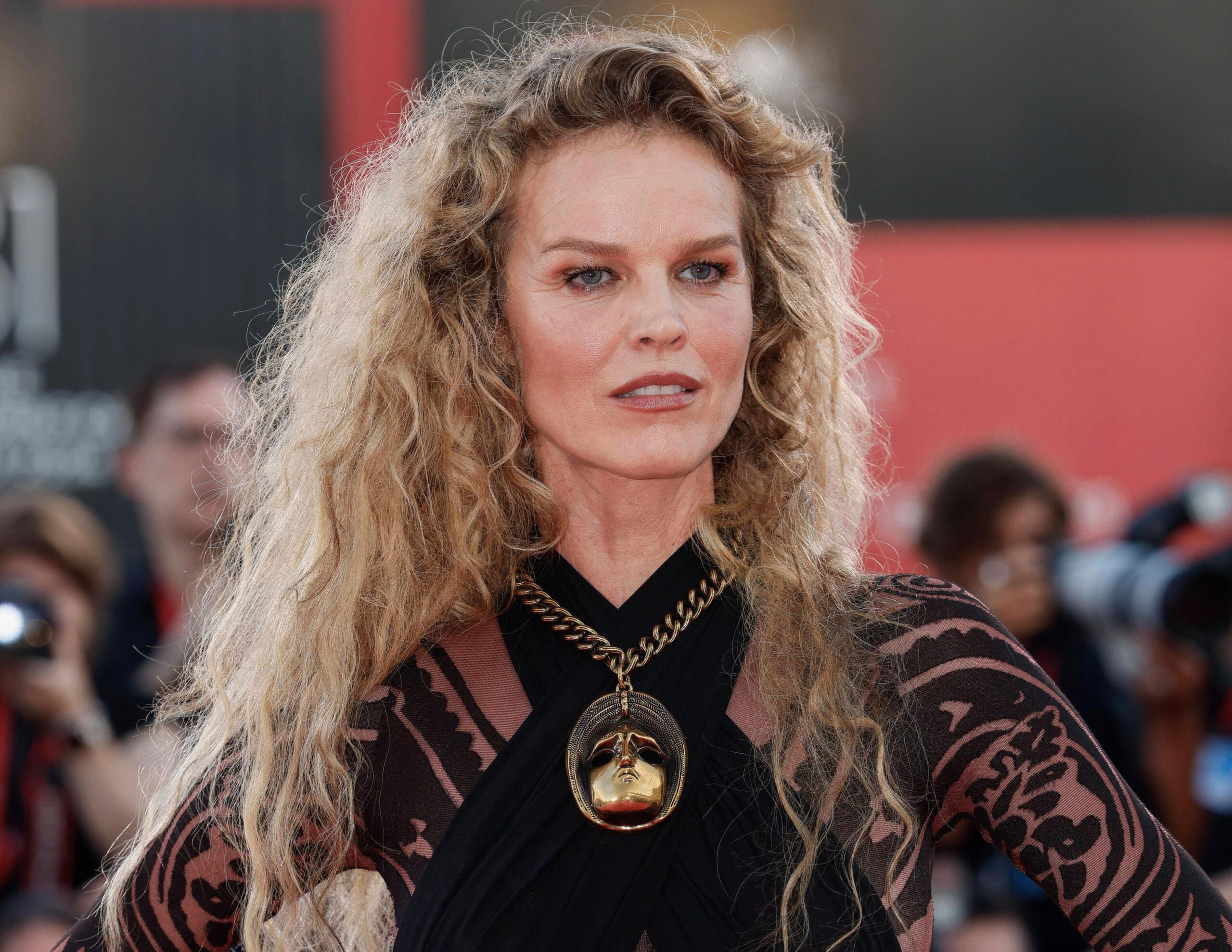 cabelo feminino volumoso