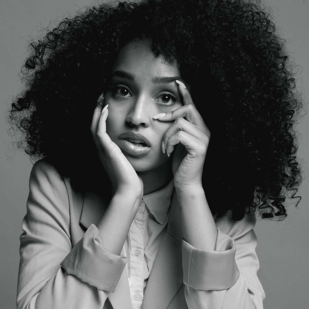 Como Manter o Brilho Intenso do Cabelo Preto Longo