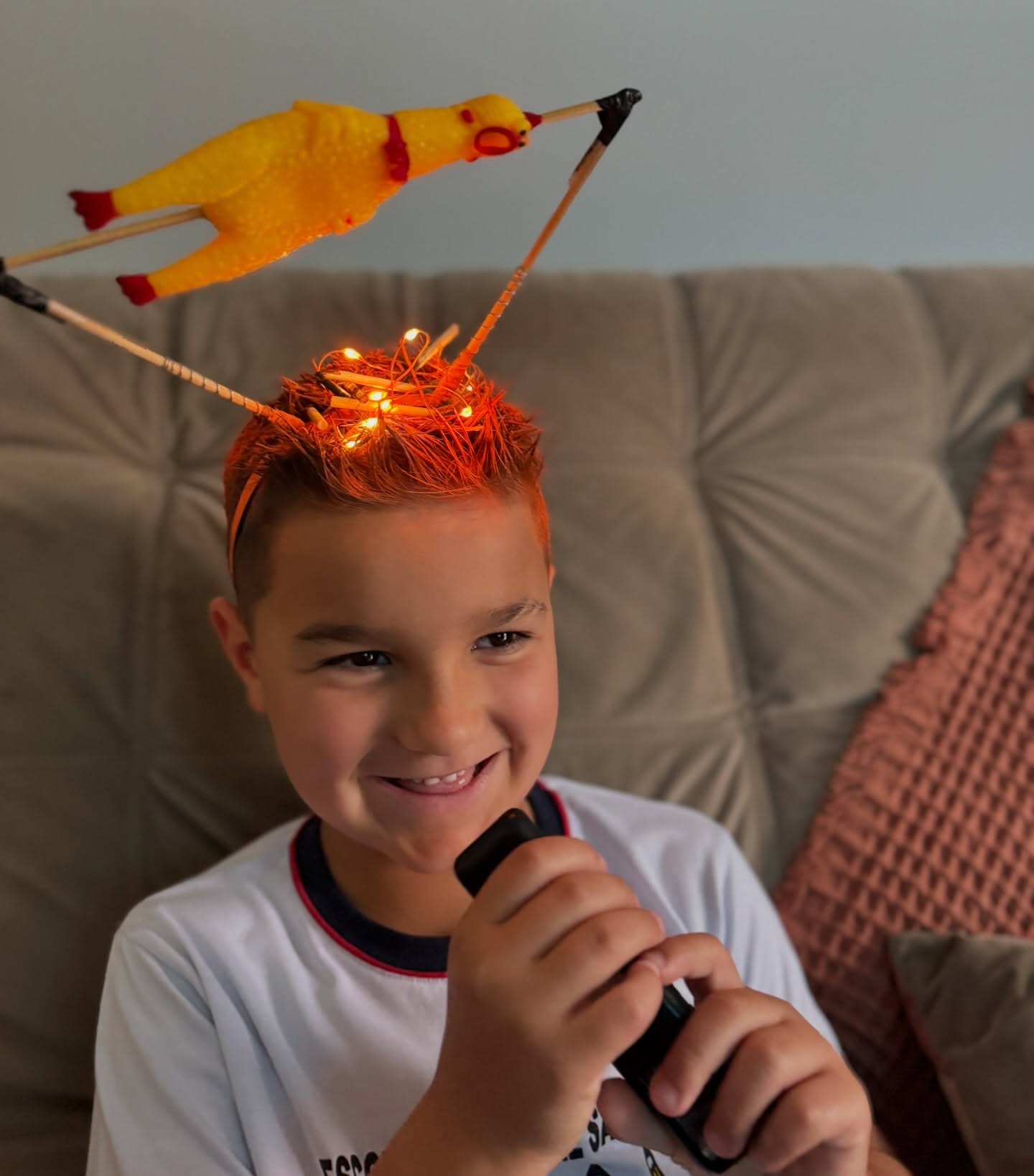 5 ideias de títulos:
1. Guia Completo: Cuidados Essenciais para o Cabelo Infantil
2. Penteados Divertidos e Práticos para Crianças: Inspirações para o Dia a Dia
3. Cabelos Cacheados e Crespos Infantis: Dicas de Cuidados e Finalização
4. Tendências de Cortes de Cabelo para Meninos e Meninas em [Ano Atual]
5. O Primeiro Corte de Cabelo do Bebê: Quando e Como Fazer?