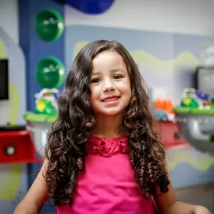 cabelo infantil feminino cacheado