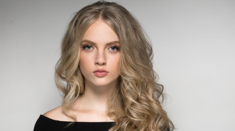 ideias de cabelo loiro claro para inspiração