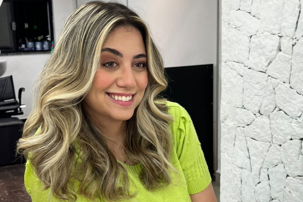 Guia Completo de Penteados Loiros em PNG para Edição de Fotos