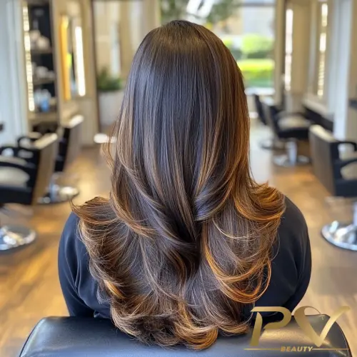 cabelo longo em camadas de costas