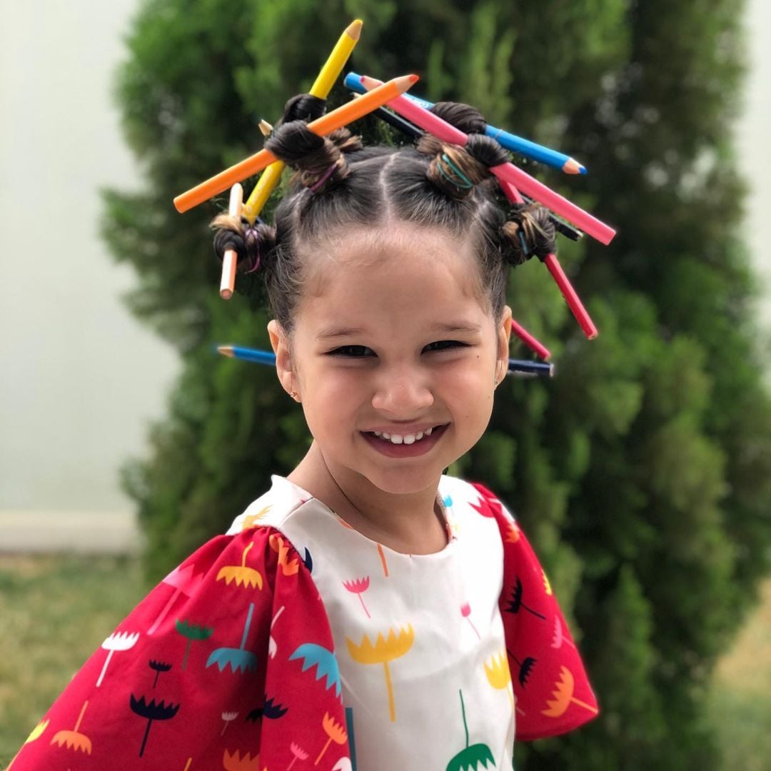 10 Ideias de Cabelo Maluco Fácil para Meninas Usando Itens de Casa