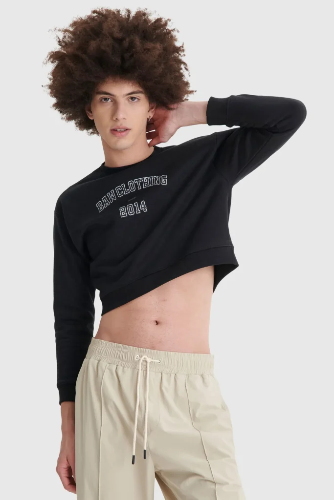 cabelo masculino cacheado skatista