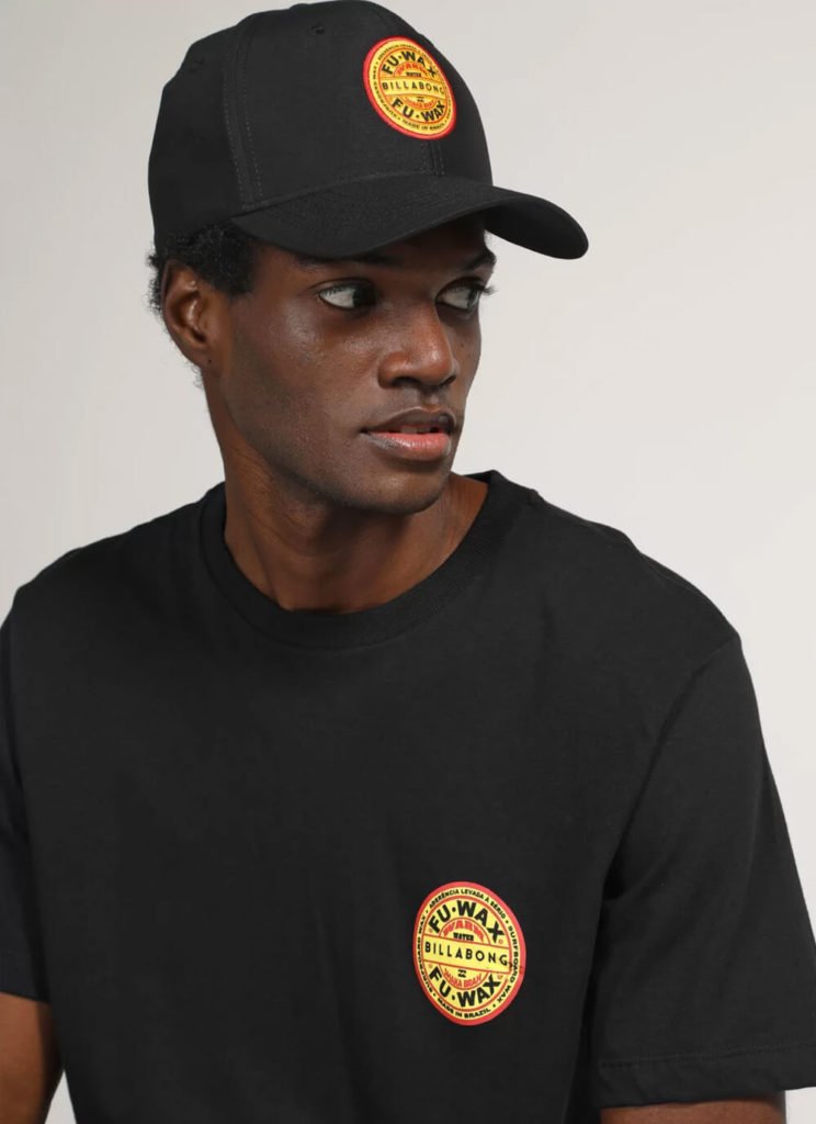 Desvendando o Estilo Messy Hair: Cachos Naturais para o Skate