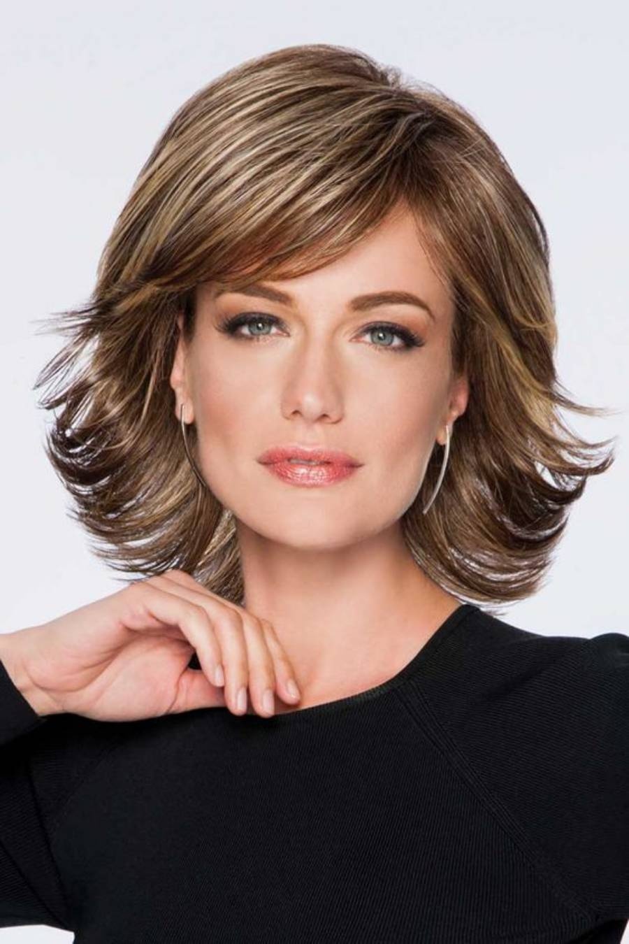 Cortes de Cabelo Médio Repicado que Rejuvenescem e Dão Volume