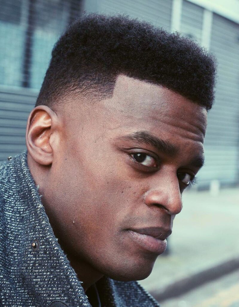 2B ou 2C: Descubra Seu Tipo e os Melhores Cortes para Você; Buzz Cut na Máquina 2: Praticidade e Estilo Militar para o Dia a Dia