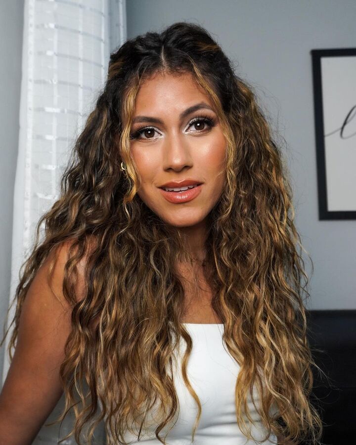 Inspirações de Penteados com Tranças para Eventos Noturnos