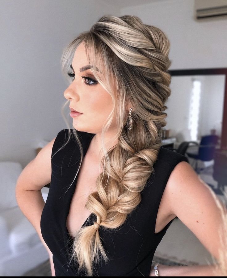 Penteados Rápidos para Formatura: Dicas e Tutoriais