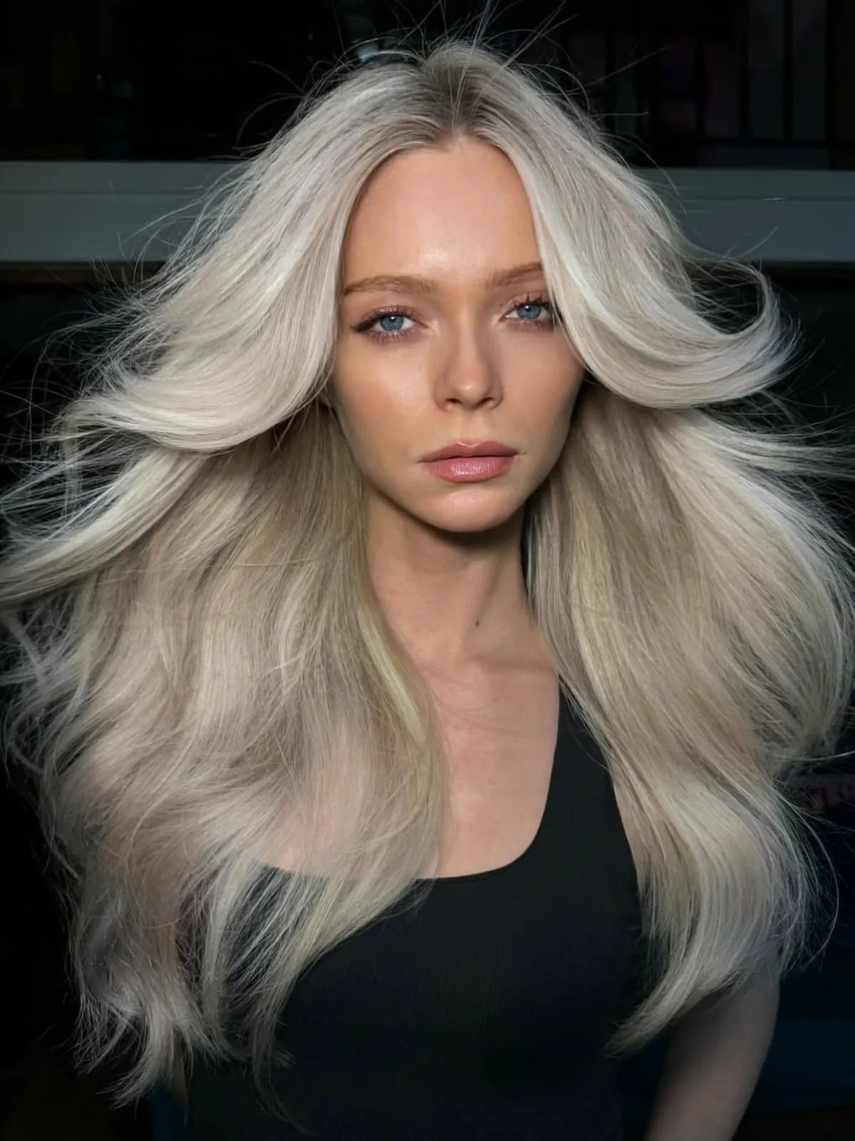 Cortes de Cabelo que Realçam o Loiro Pérola: Inspirações e Dicas