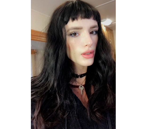 Curtain Bangs para Cabelos Pretos: Tendência e Estilo