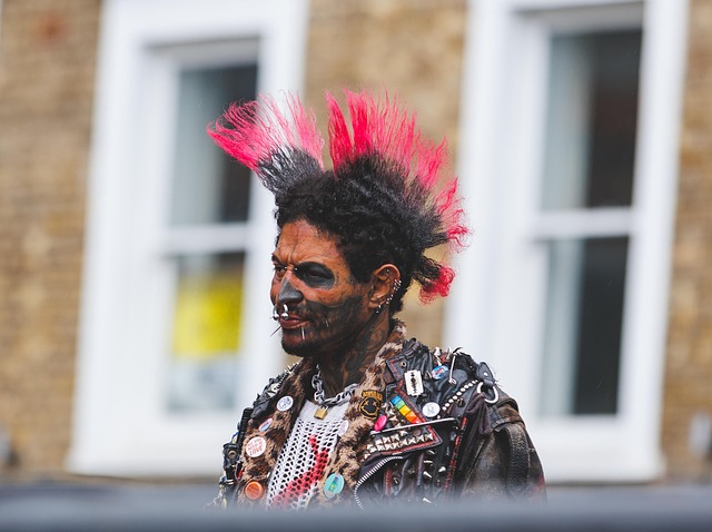 Guia Completo: Como Fazer um Moicano Perfeito em Casa