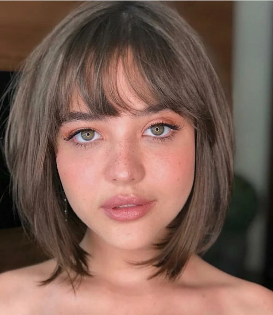 cabelo repicado com franja e californiana