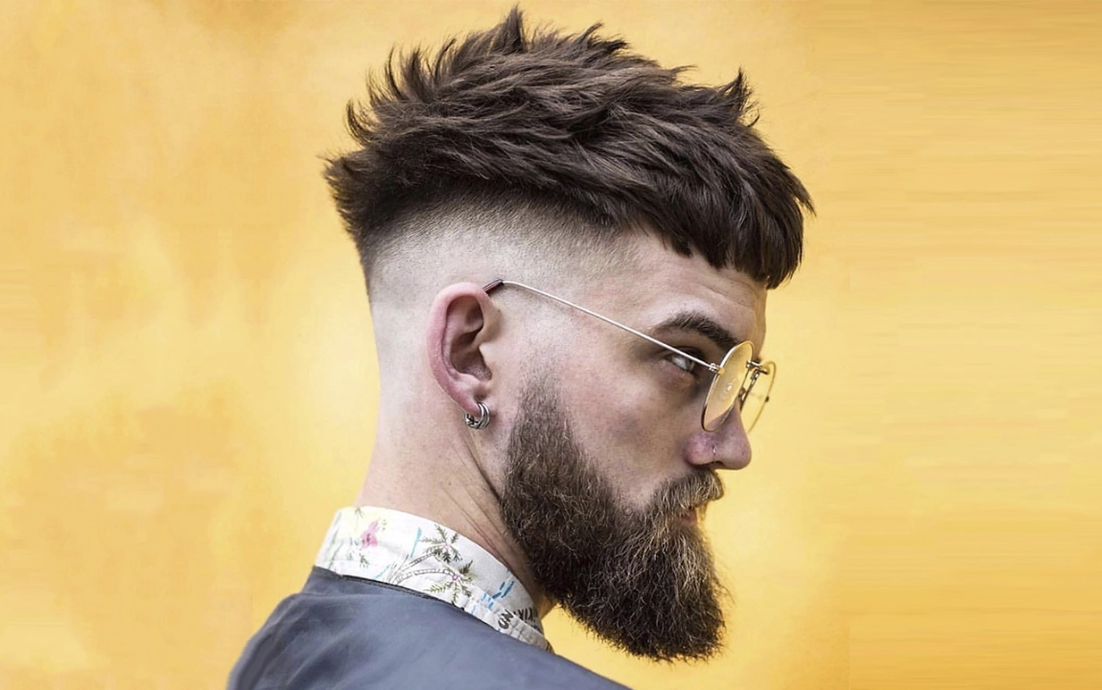cabelo undercut masculino