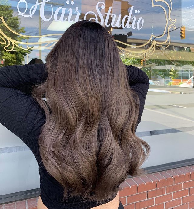 erros comuns ao pintar cabelo castanho escuro e como evitá-los