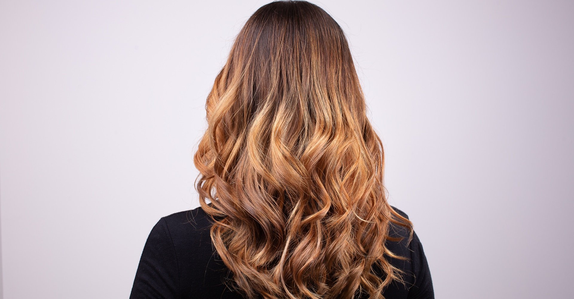 Guia Completo: Como Escolher o Tom de Loiro Mel Perfeito para Você