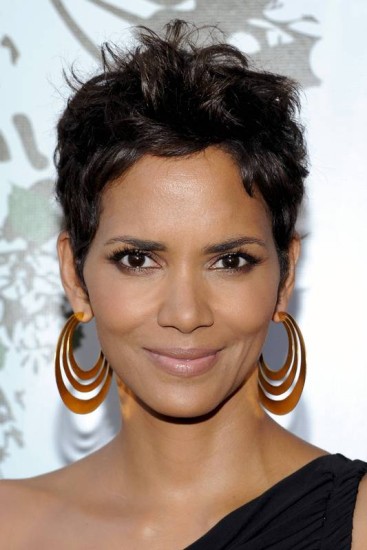 erros comuns ao cortar cabelo curto feminino