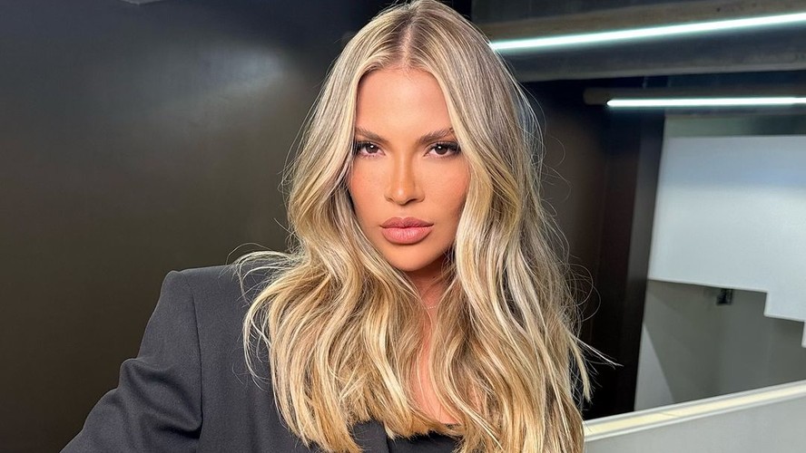 A Importância da Nutrição e Reconstrução para Fios Loiros Saudáveis